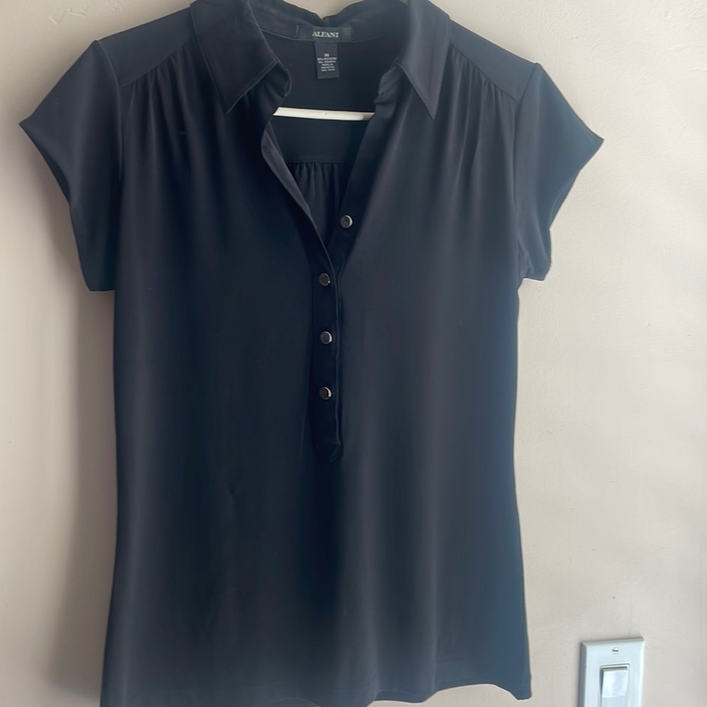 Cap sleeve blouse